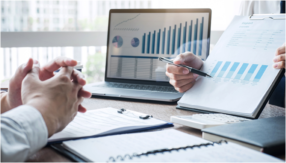 秉承安全高效原则,通过驻校教务,高标准展开教务工作,保障服务落地质量。